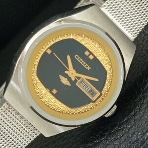 Vintage 1977 Citizen Automatic Womans Silver Watch W/daydate & Gold accents